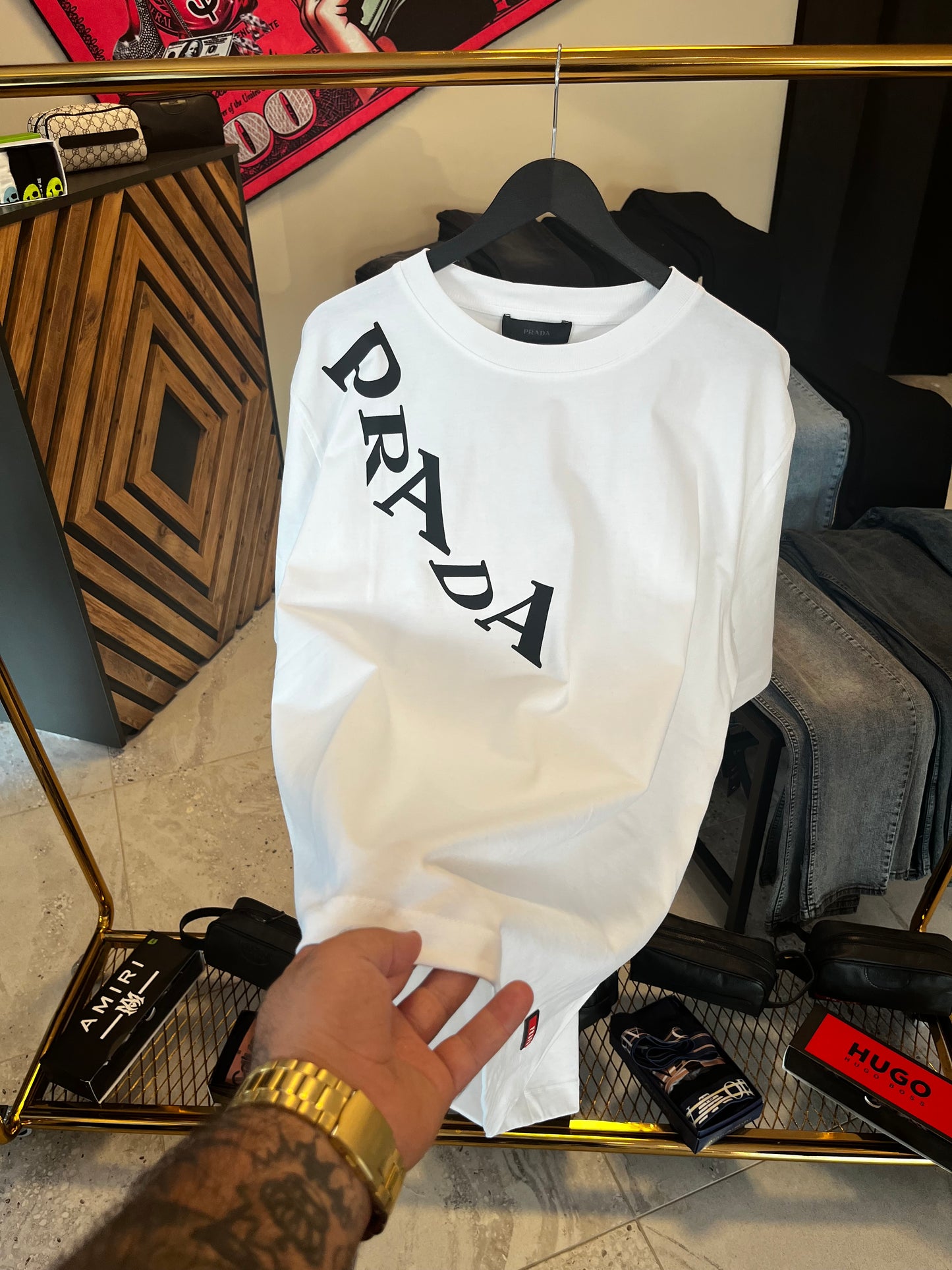 Prada beyaz